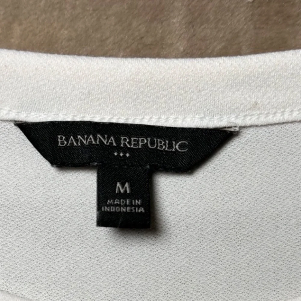Banana Republic Women Cream Sheer Chiffon Puff Sleeve‎ Crepe Top Medium Romantic